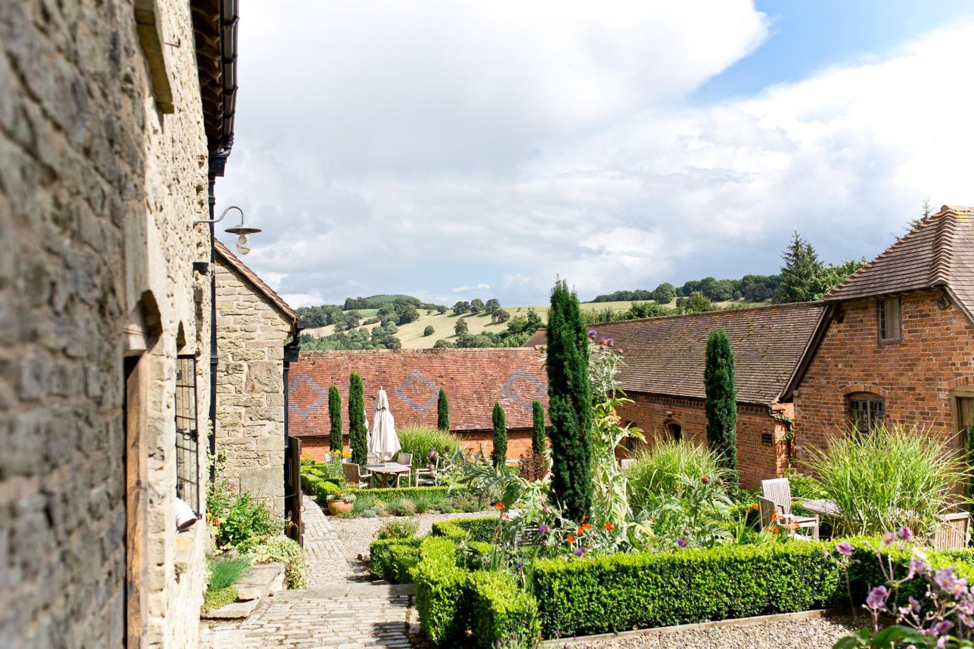 Old Downton Lodge Ludlow Ngoại thất bức ảnh